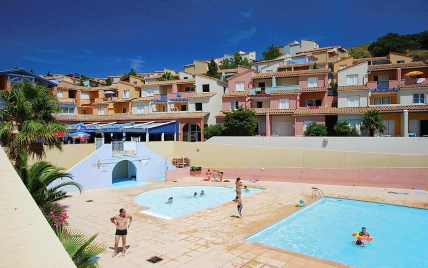 F3 En Bord De Mer Avec Piscine Cerbère Kültér fotó